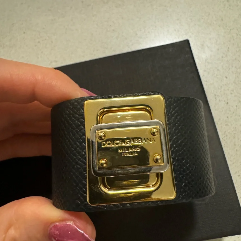 Dolce & Gabbana Leather Lock Bracelet - Picture 7 of 12